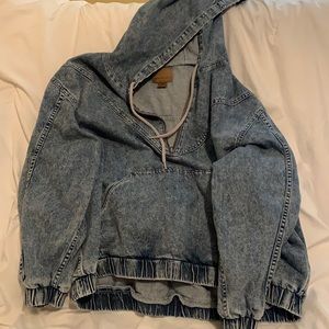 Lightly used Denim American eagle pull over size L